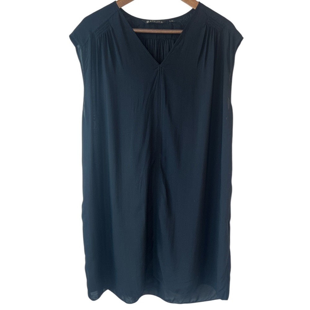 Athleta V-Neck Sleeveless Knee Length Dress